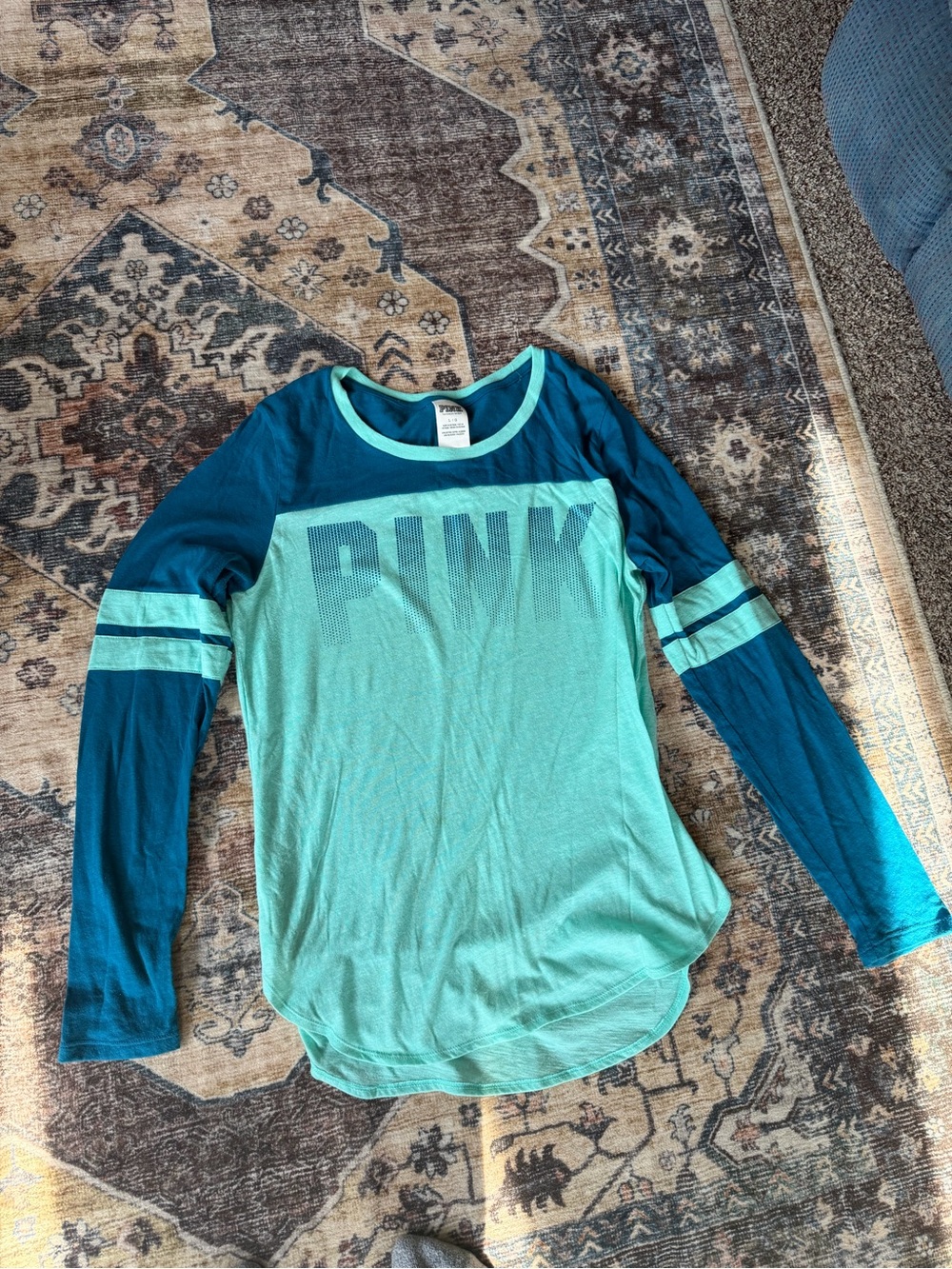 PINK Victoria's Secret Two-Tone Teal/Mint Green Long-Sleeve Jersey Top